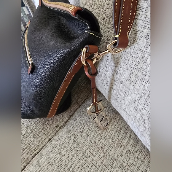 Dooney & Bourke Black and Brown Pebble Satchel Hobo Large Sac Shoulder Bag New - Picture 12 of 16